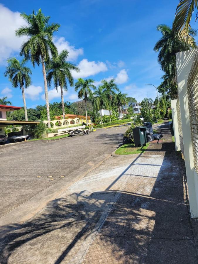 Oasis With Pool Near Panama Canal מראה חיצוני תמונה
